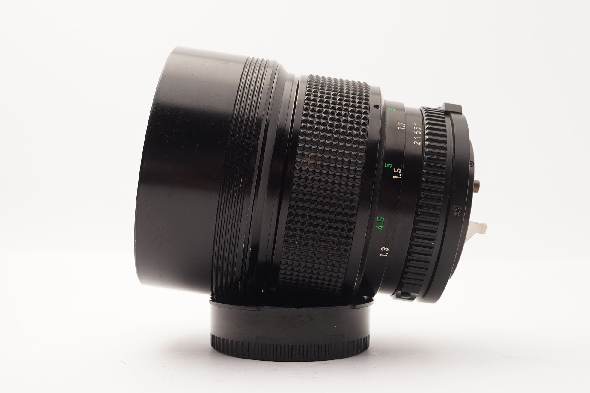 Canon FD 135mm f/2 Lens – view 4