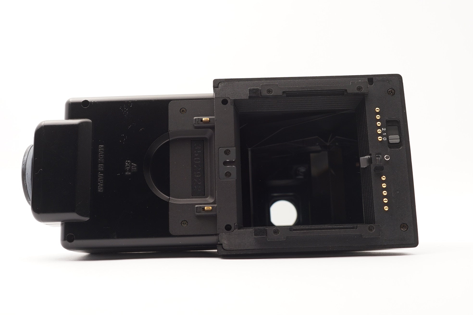 Bronica SQ-Ai AE Prism Finder SQ-i – view 3