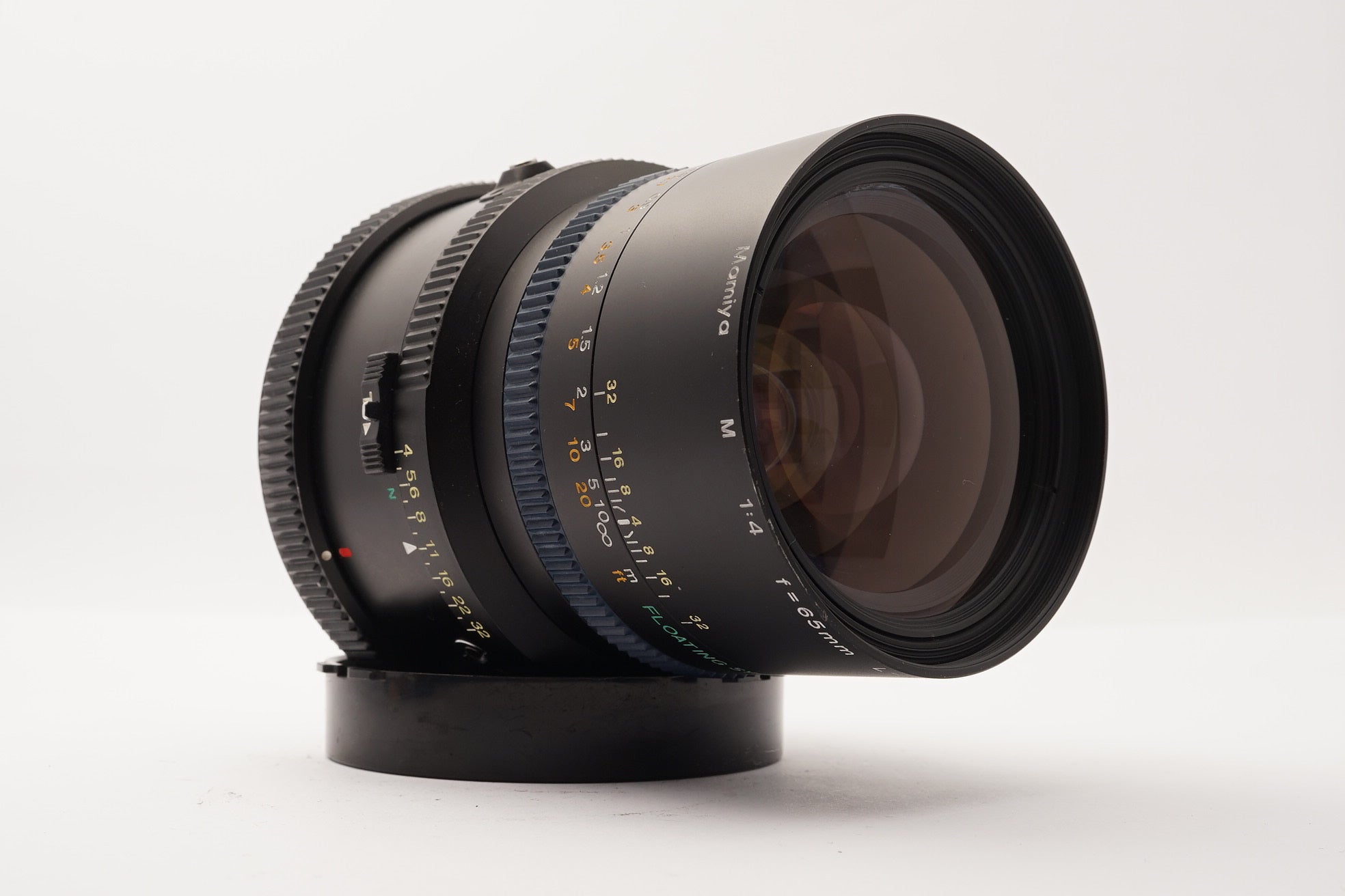 Mamiya 65mm f/4 Lens for RZ67 – view 2