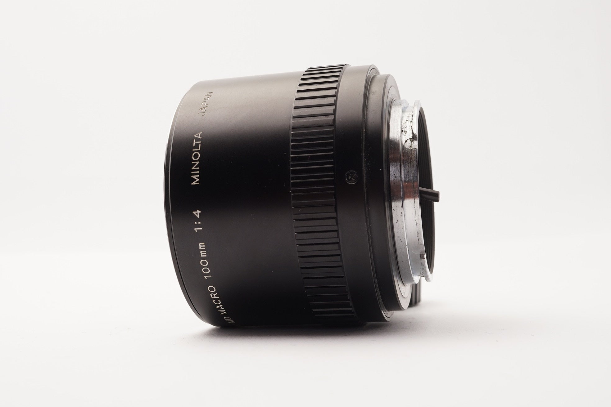 Minolta MD 100mm f/4 Macro Lens with 1:1 Extension Tube – view 3