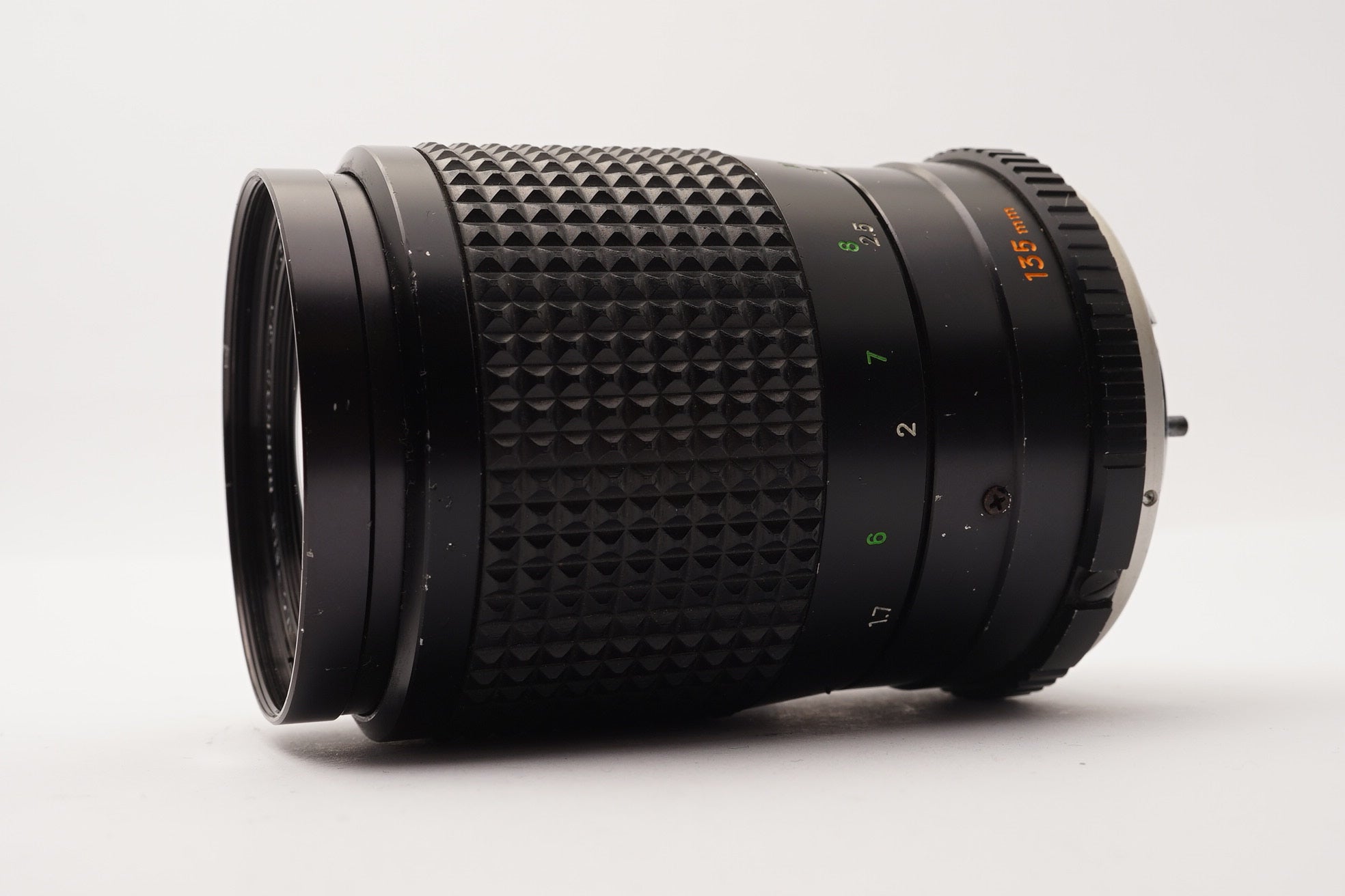 Minolta MC Tele Rokkor-QD 135mm f/3.5 Lens – view 4