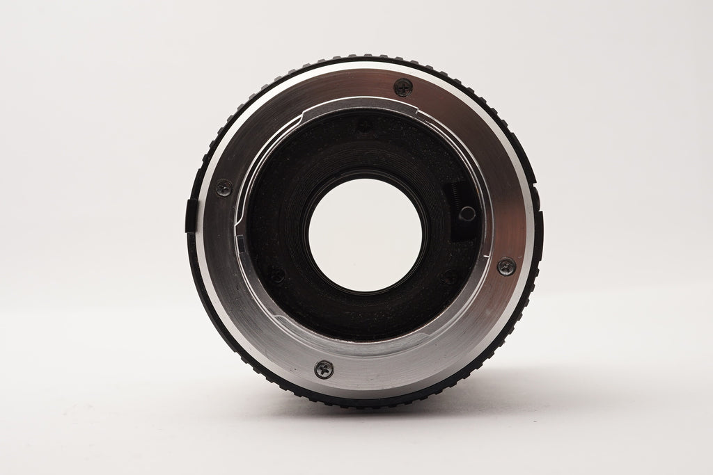 Minolta MC Tele Rokkor 135mm f/2.8 Lens – view 2