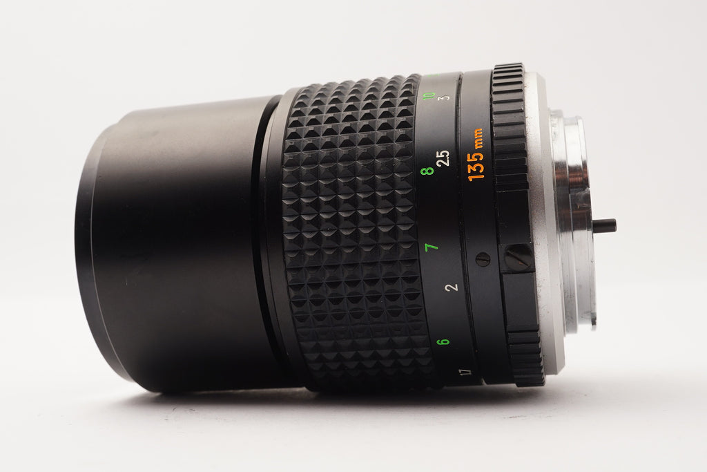 Minolta MC Tele Rokkor 135mm f/2.8 Lens – view 3