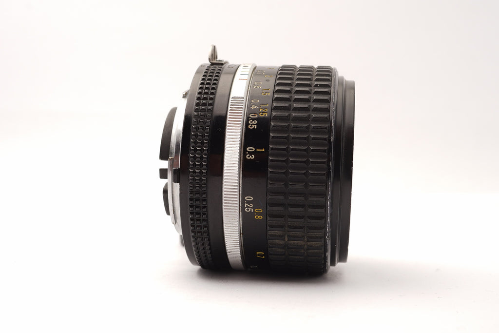 Nikon 28mm f/2.8 AIS - image 3
