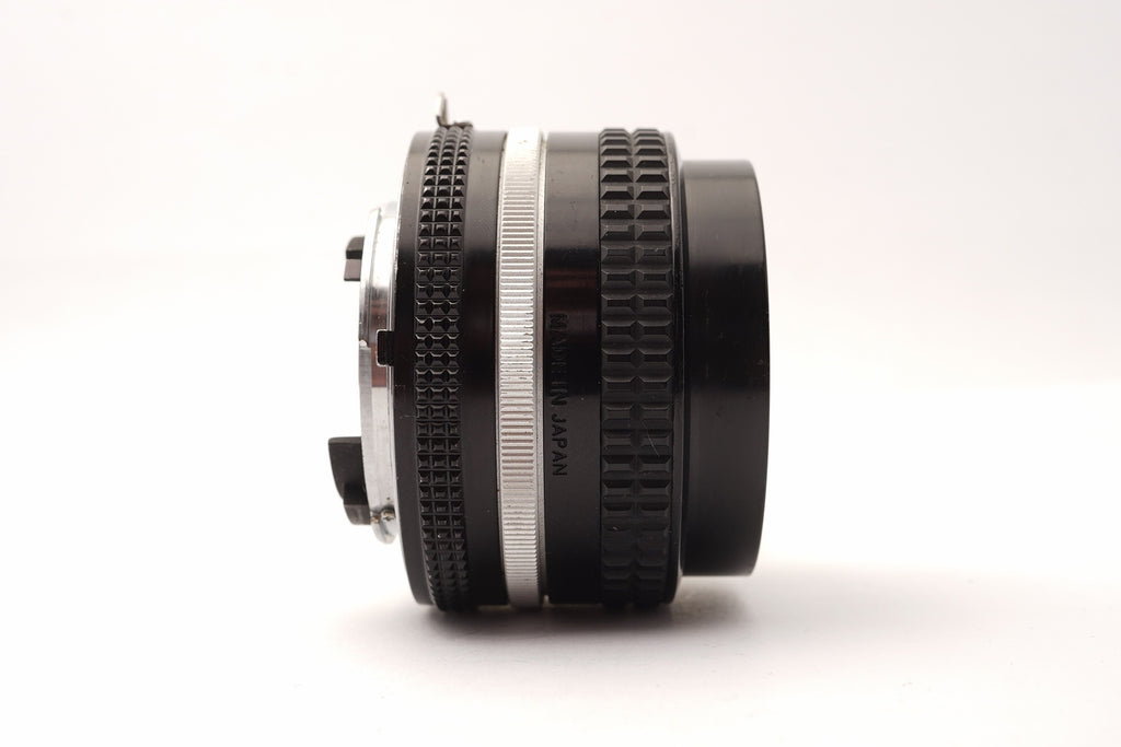 Nikon 20mm f/3.5 AIS - image 3