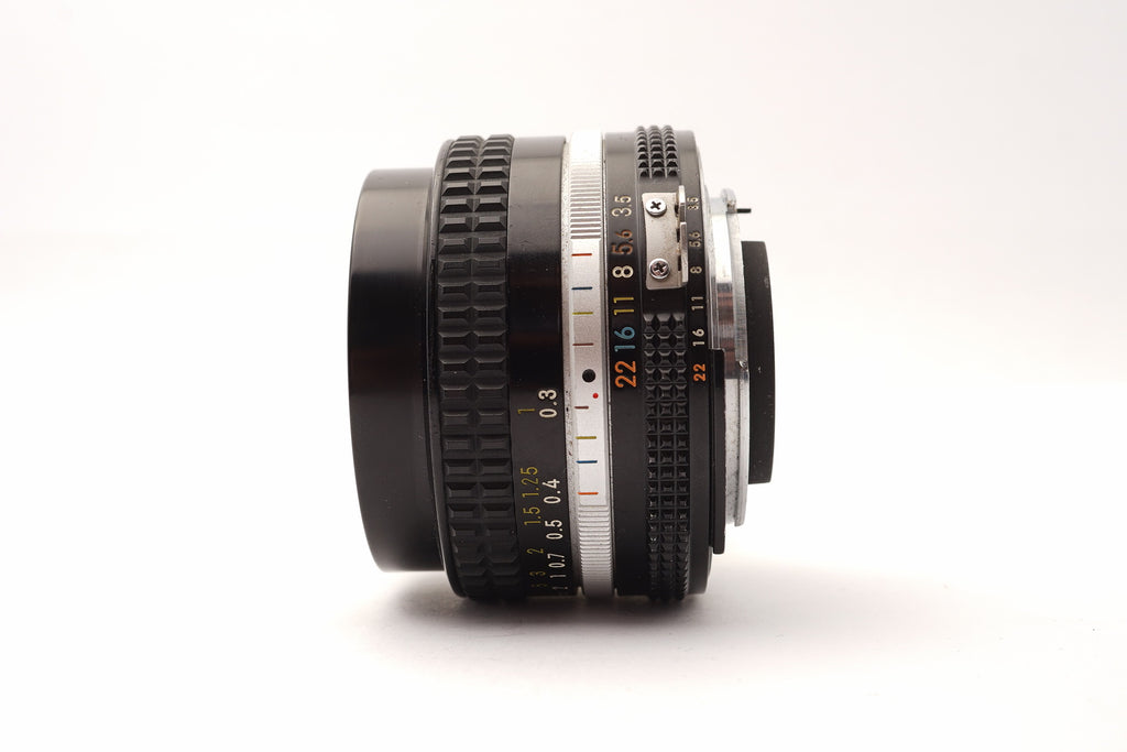 Nikon 20mm f/3.5 AIS - image 4