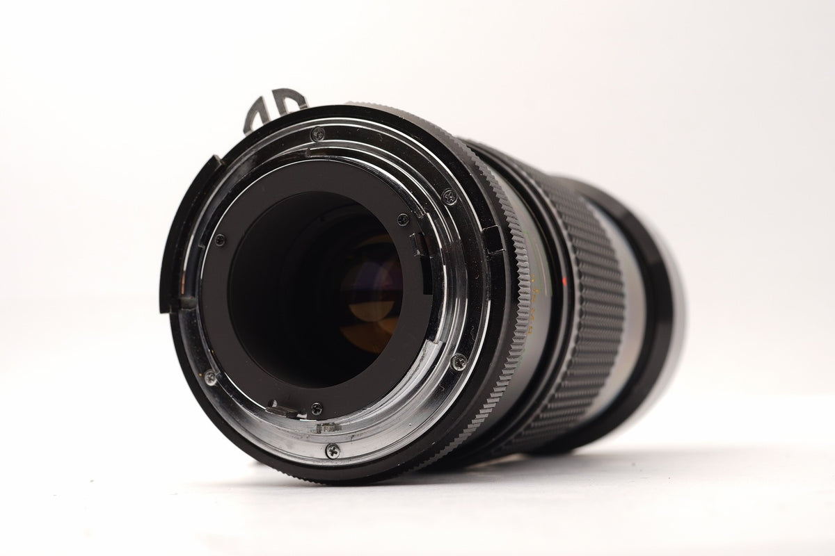 Vivitar Series 1 28-90mm f/2.8-3.5 for Nikon AI - image 2