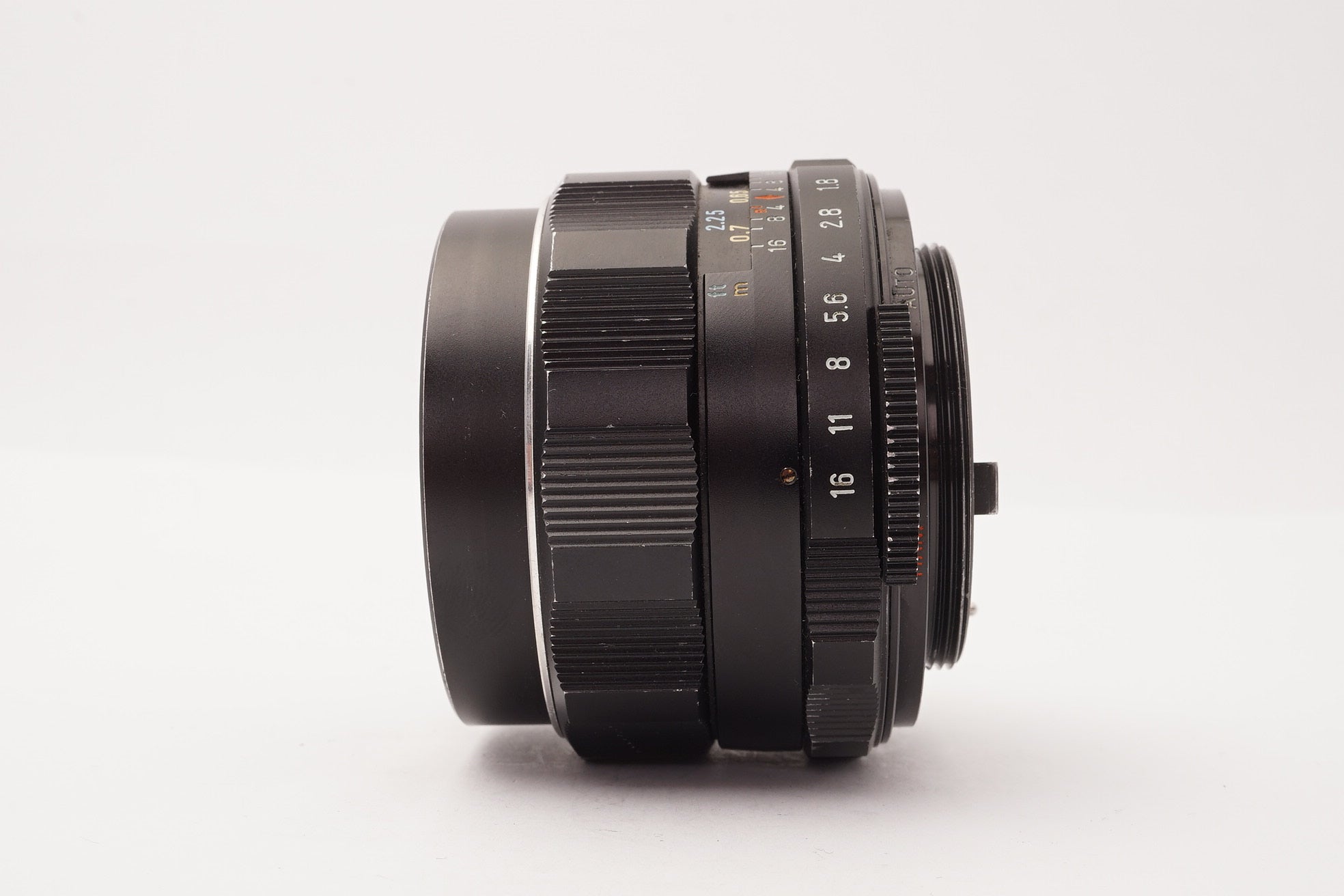 Pentax SMC Takumar 55mm f/1.8 - image 2