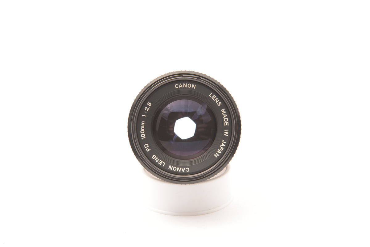 Canon FD 100mm f/2.8 - image 5