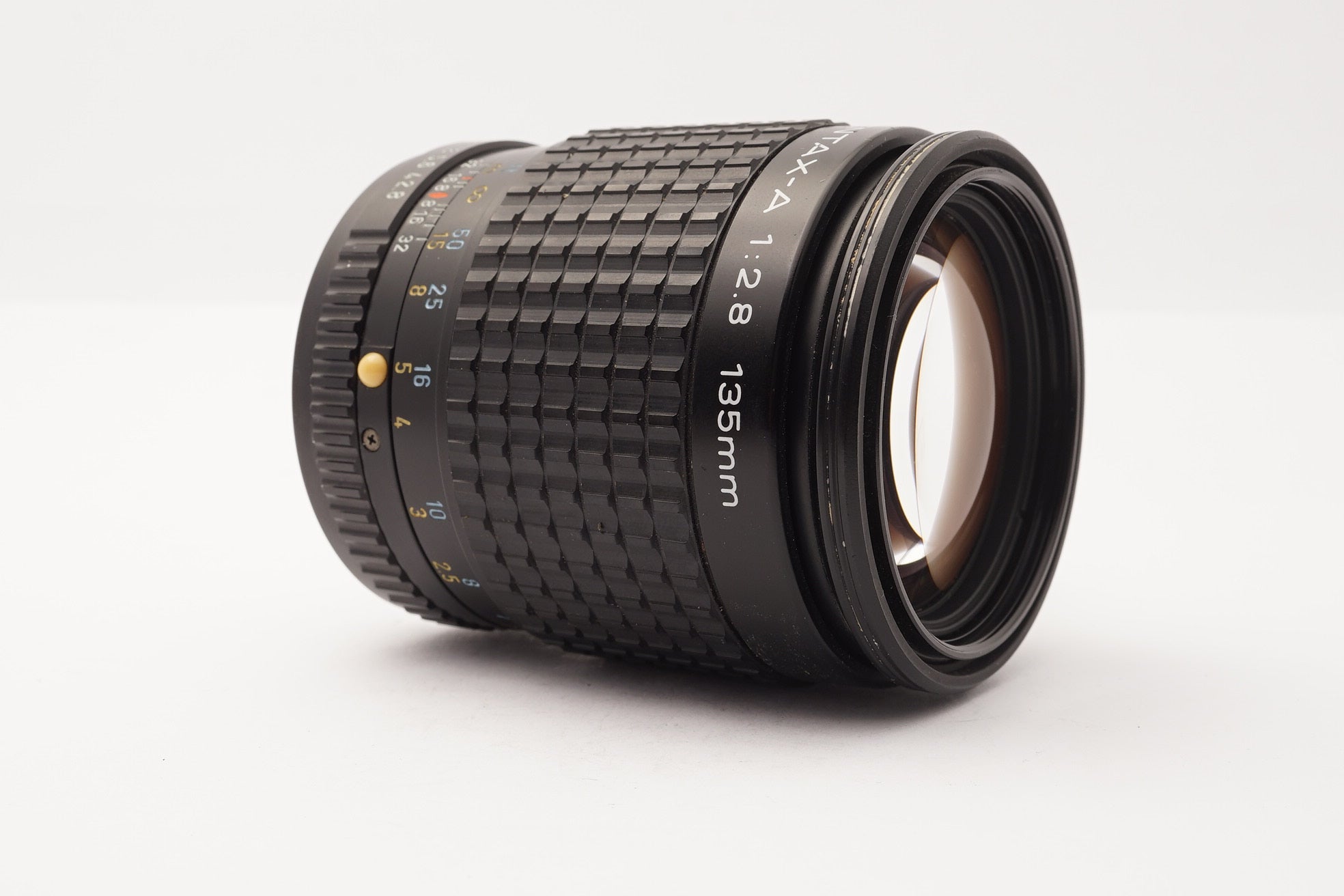Pentax 135mm f/2.8 SMC-A – view 1