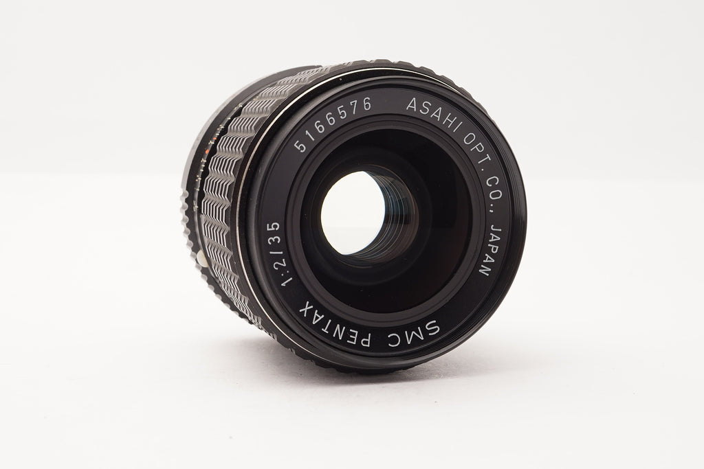 Pentax 35mm f/2 SMC – view 1