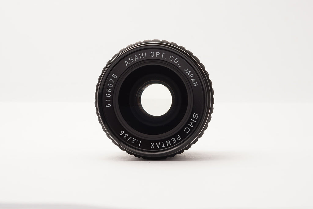 Pentax 35mm f/2 SMC – view 3