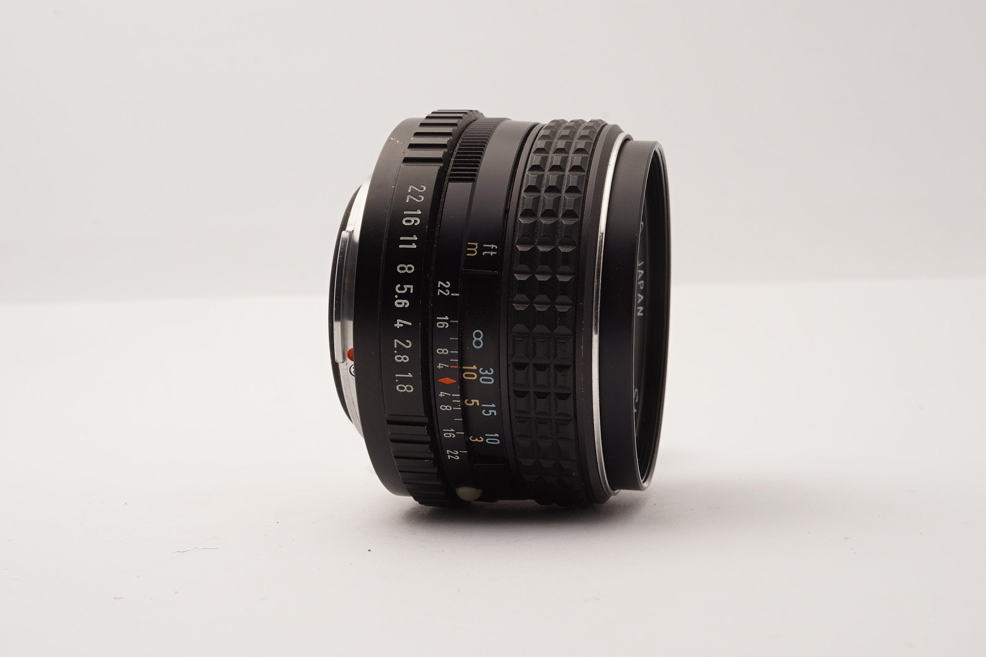 Pentax 55mm f/1.8 SMC – view 4