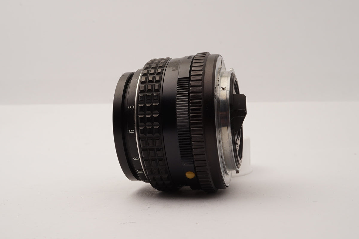 Pentax 50mm f/4 Macro SMC – view 2
