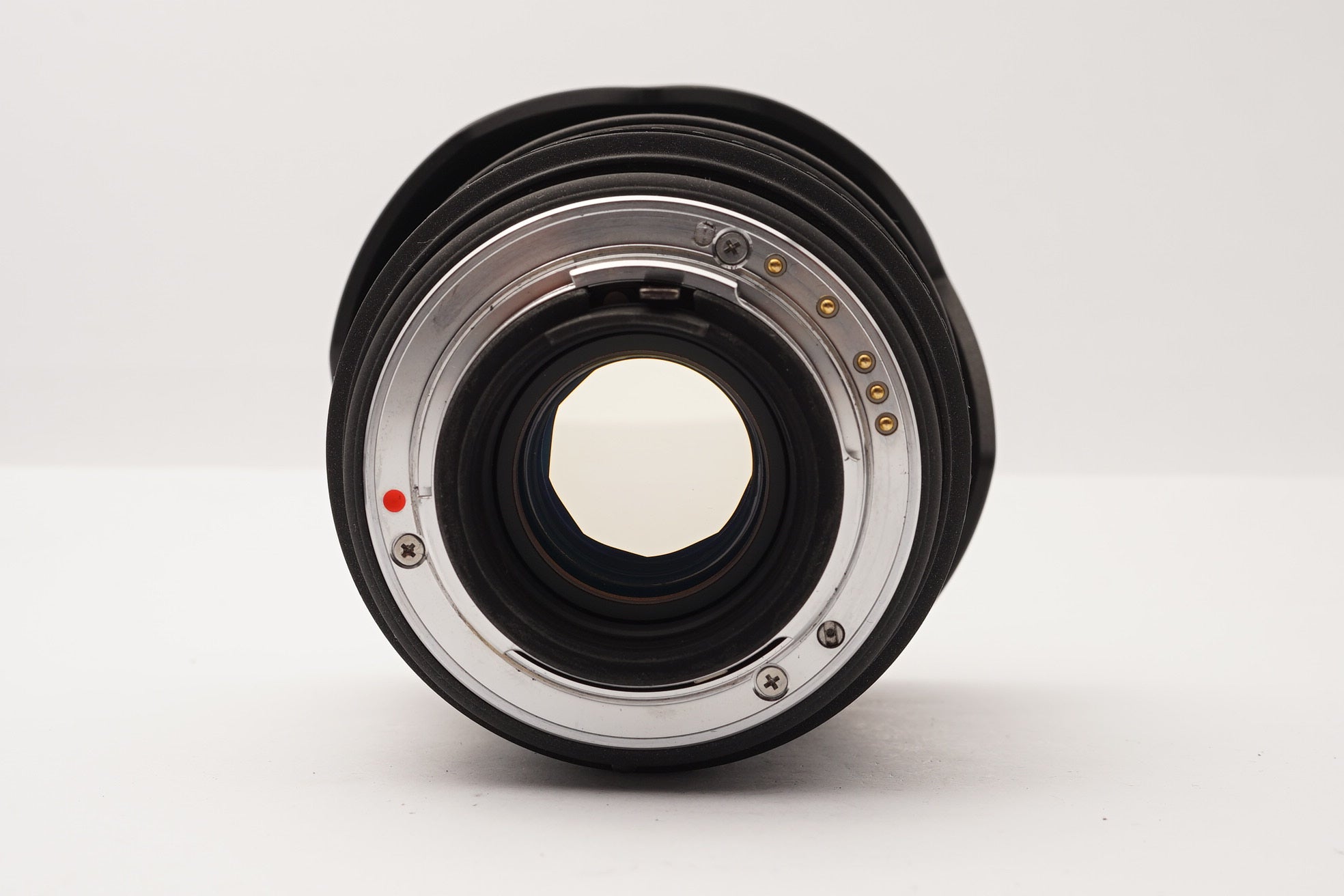 Sigma 24-70mm f/2.8 Zoom DG Asph – view 3