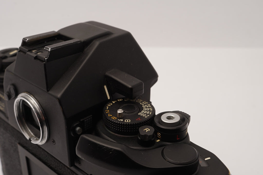 Canon F-1n (Body Only) – view 4
