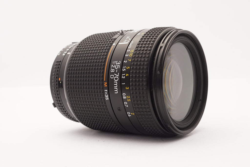 Nikon AF Zoom-NIKKOR 35-70mm f/2.8D Lens – view 1