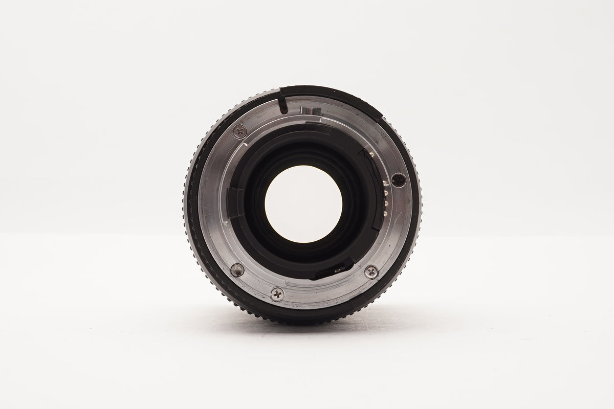 Nikon AF Zoom-NIKKOR 35-70mm f/2.8D Lens – view 3