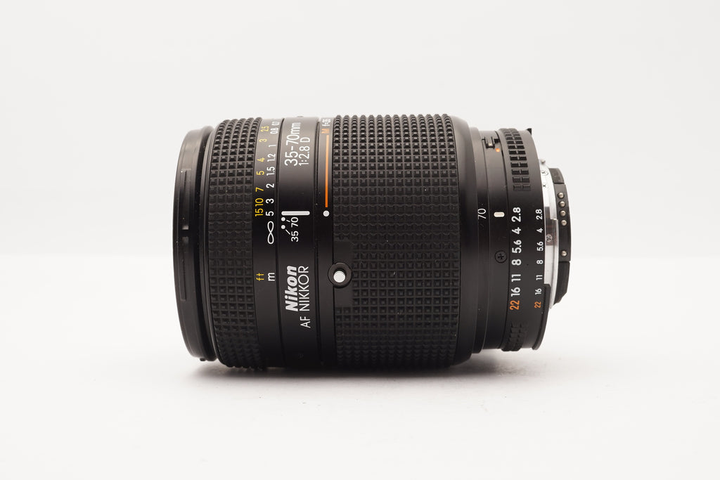 Nikon AF Zoom-NIKKOR 35-70mm f/2.8D Lens – view 4
