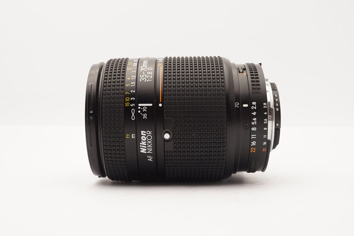 Nikon AF Zoom-NIKKOR 35-70mm f/2.8D Lens – view 4