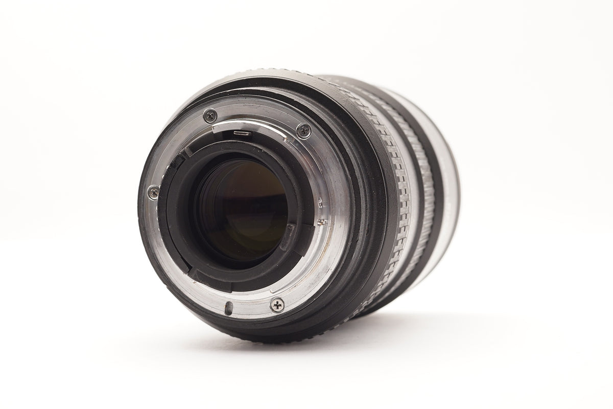 Nikon AF-S DX Zoom-NIKKOR 17-55mm f/2.8G IF-ED Lens – view 6