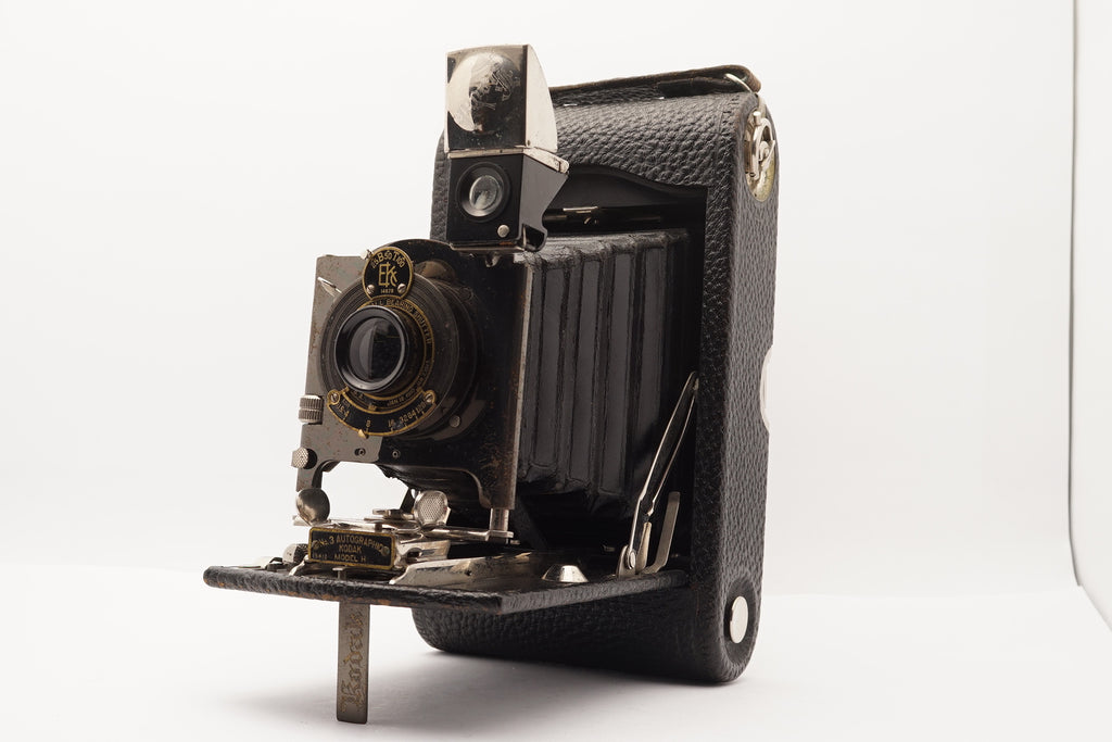 Kodak No.3 Autographic Model H Folding Camera – view 2