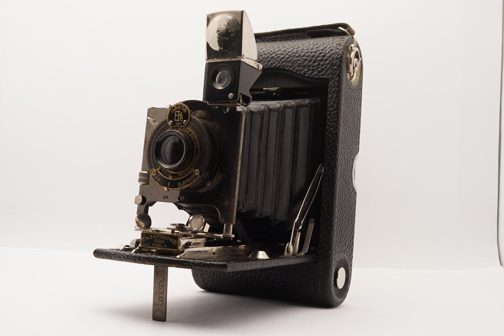 Kodak No.3 Autographic Model H Folding Camera – view 3