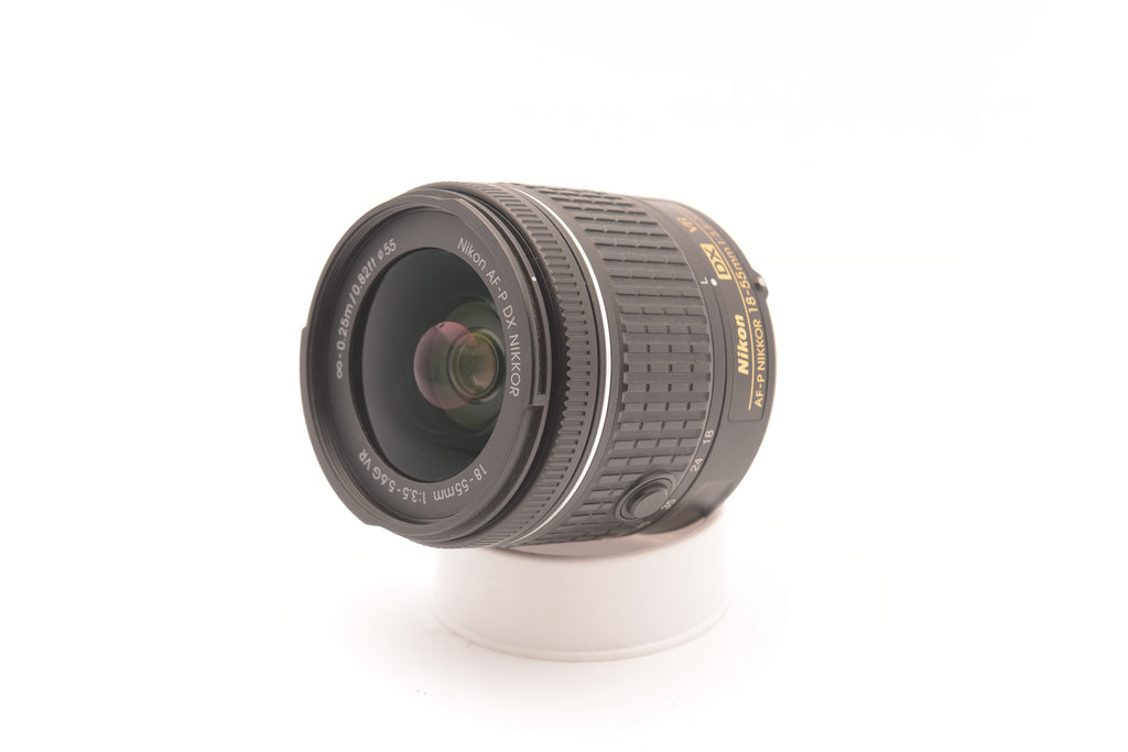 Nikon AF-P DX NIKKOR 18-55mm f/3.5-5.6G VR – view 1