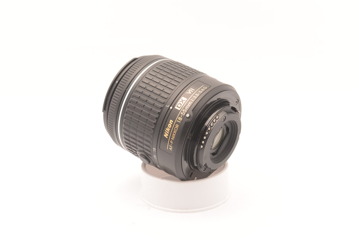 Nikon AF-P DX NIKKOR 18-55mm f/3.5-5.6G VR – view 2