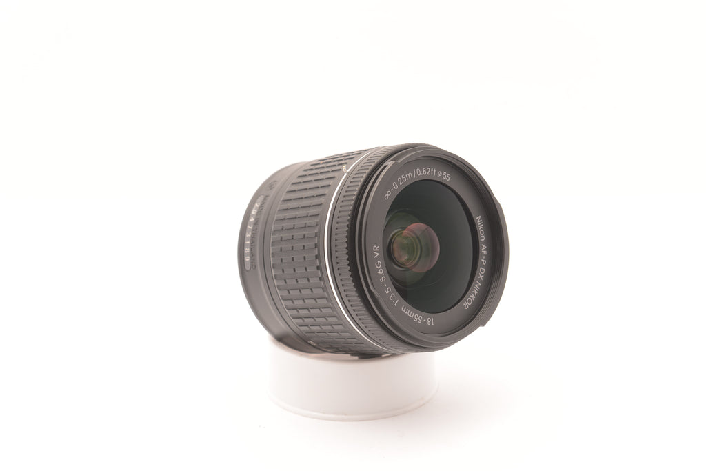 Nikon AF-P DX NIKKOR 18-55mm f/3.5-5.6G VR – view 4