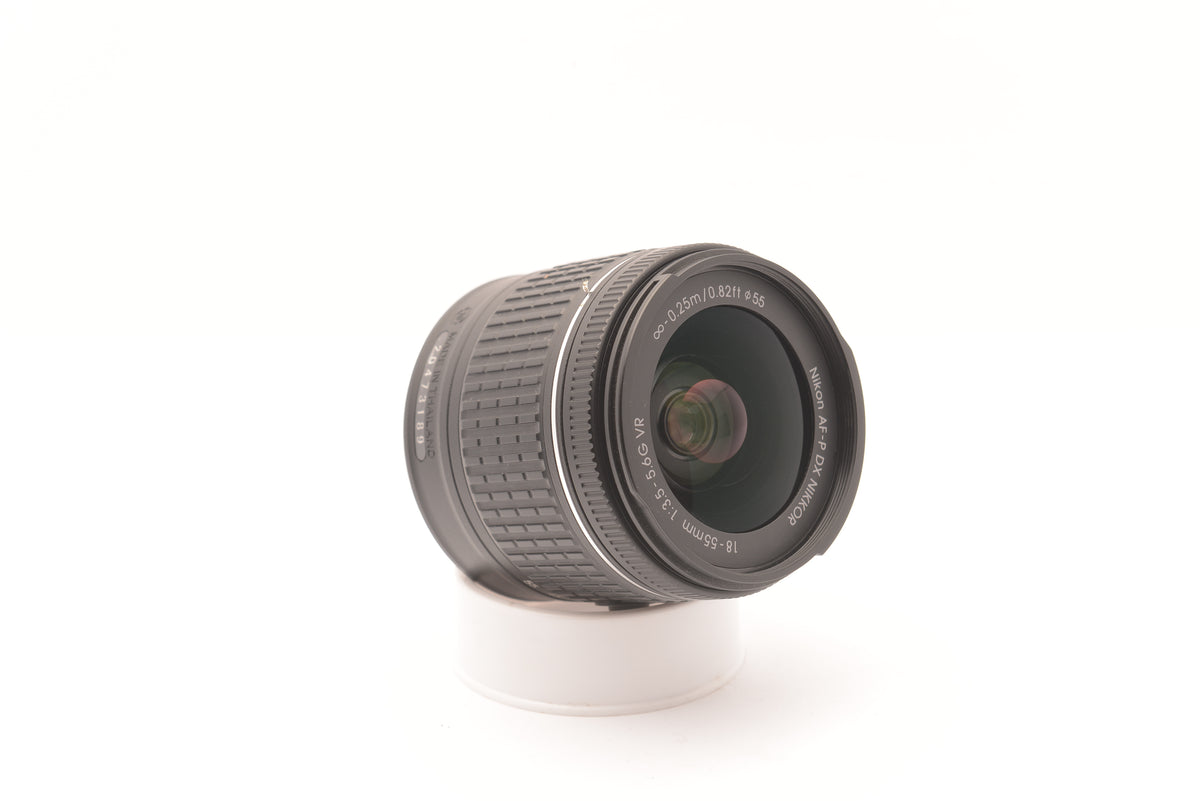 Nikon AF-P DX NIKKOR 18-55mm f/3.5-5.6G VR – view 4
