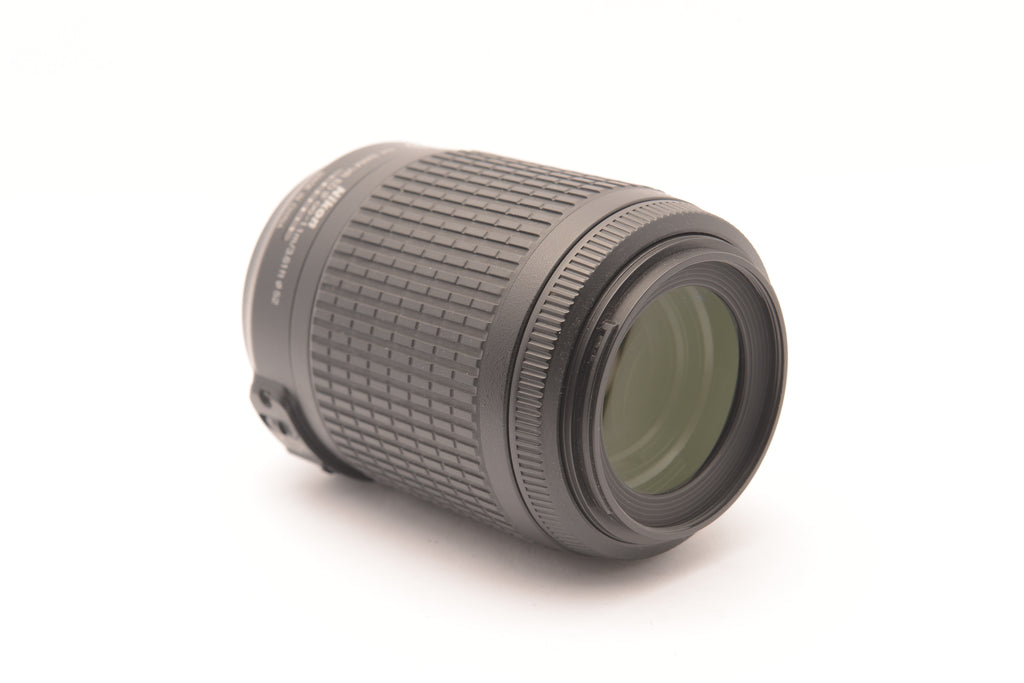 Nikon AF-S DX VR Zoom-NIKKOR 55-200mm f/4-5.6G IF-ED – view 4