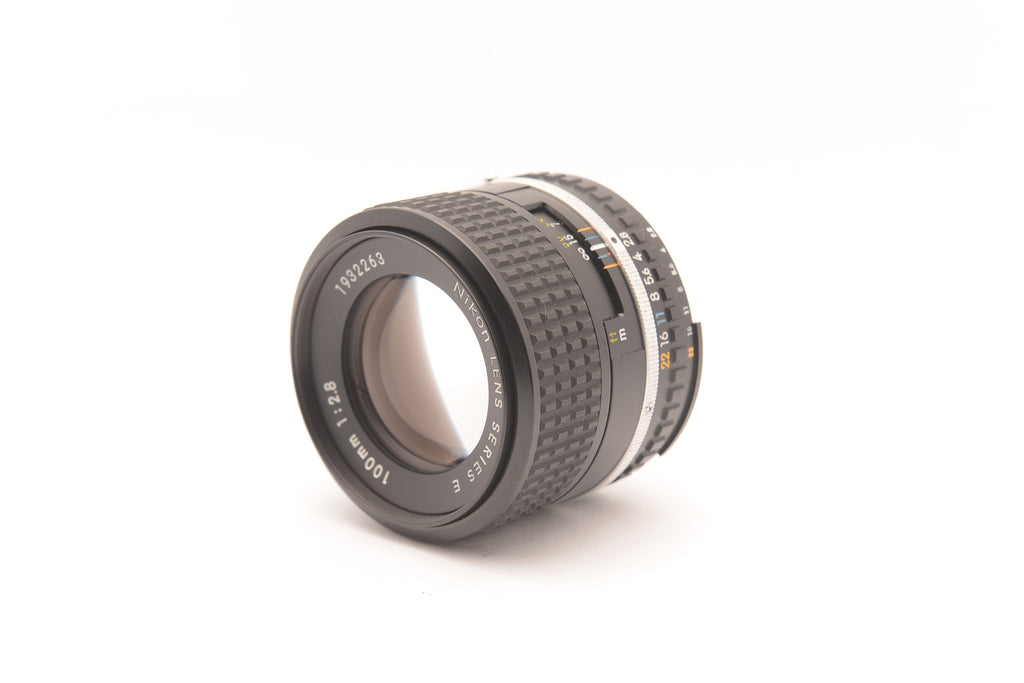 Nikon Series E 100mm f/2.8 – view 1