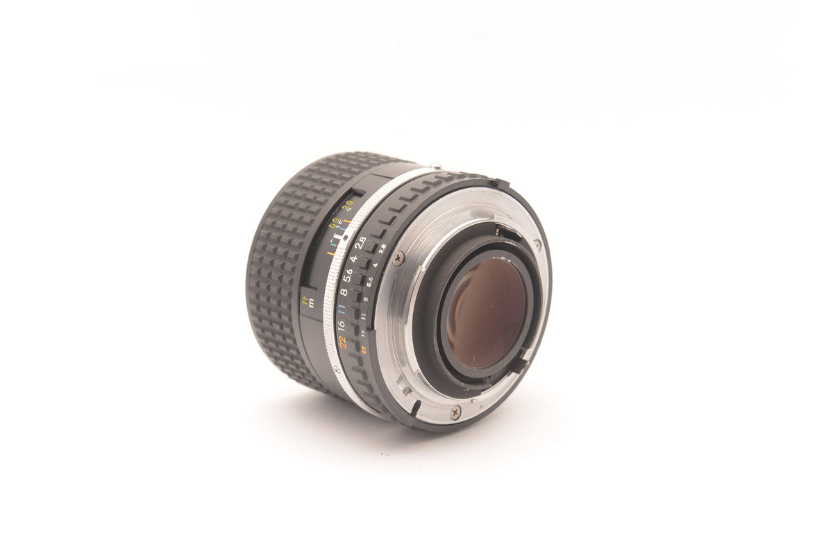 Nikon Series E 100mm f/2.8 – view 2