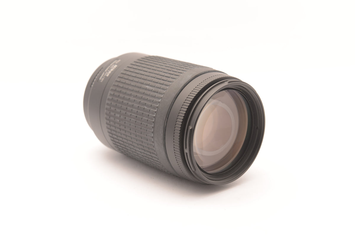 Nikon AF Zoom-NIKKOR 70-300mm f/4-5.6G – view 4