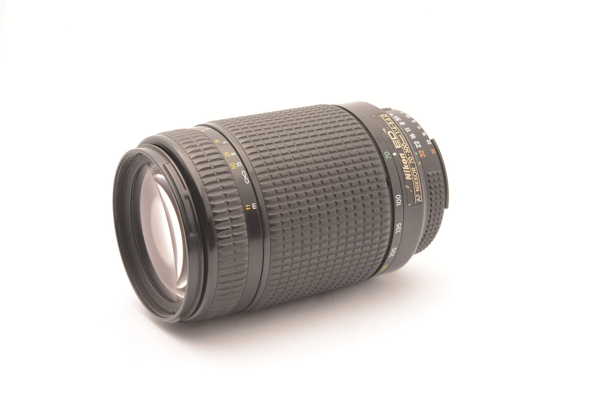 Nikon AF Zoom-NIKKOR ED 70-300mm f/4-5.6D – view 1