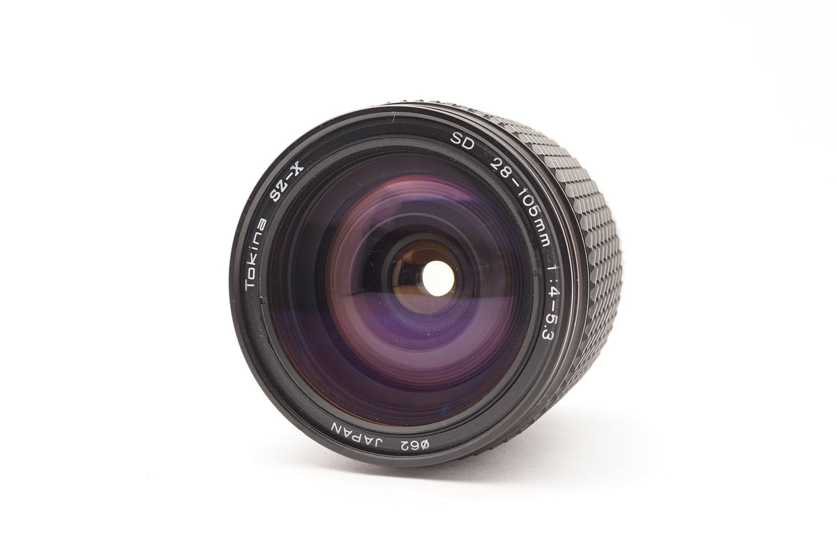 Tokina SZ-X SD 28-105mm f/4-5.3 (Pentax K) – view 1