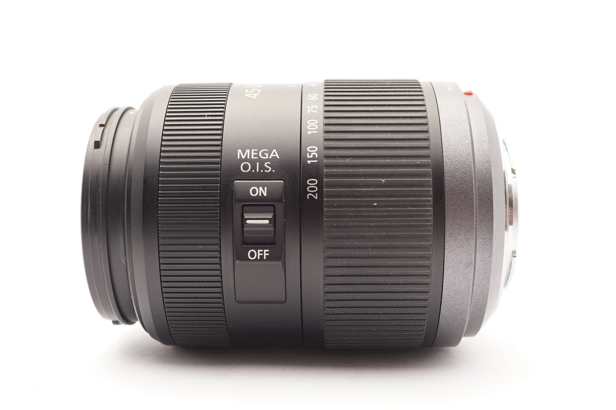 Panasonic Lumix G Vario 45-200mm f/4-5.6 ASPH. MEGA O.I.S. – view 2