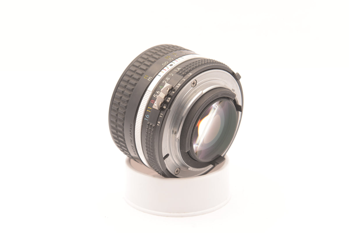 Nikon NIKKOR 50mm f/1.4 AI – view 2