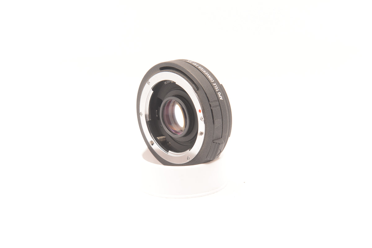 Sigma APO Tele Converter 1.4x EX for Nikon F – view 1