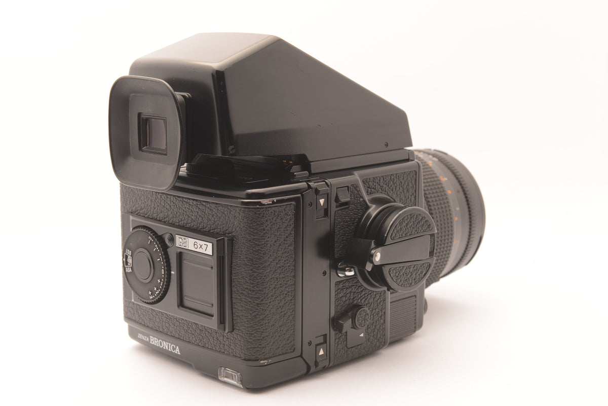 Zenza Bronica GS-1 6x7 Camera with 100mm f/3.5 Zenzanon-PG, AE Prism & 120 Back – view 3