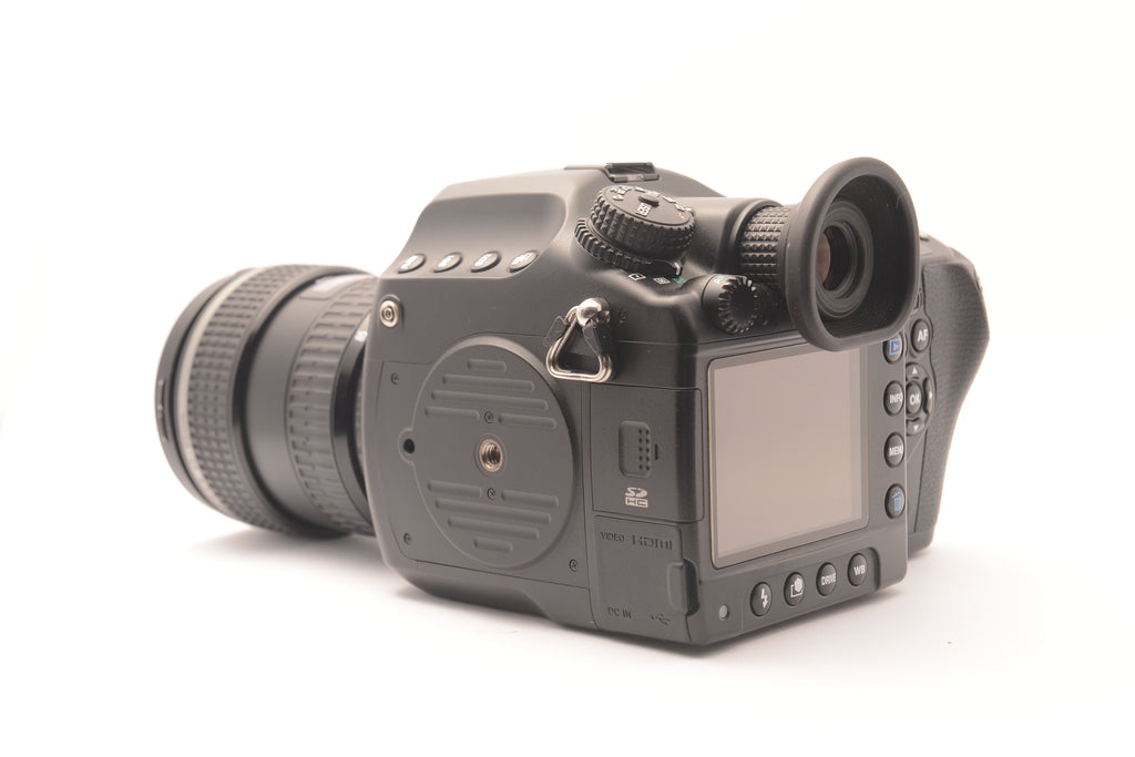 Pentax 645D 40MP Medium Format DSLR with smc PENTAX-FA 645 45-85mm f/4.5 – view 2