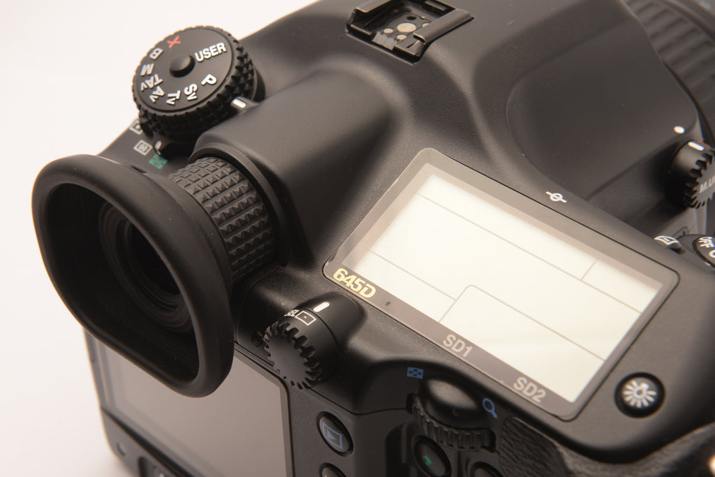 Pentax 645D 40MP Medium Format DSLR with smc PENTAX-FA 645 45-85mm f/4.5 – view 7