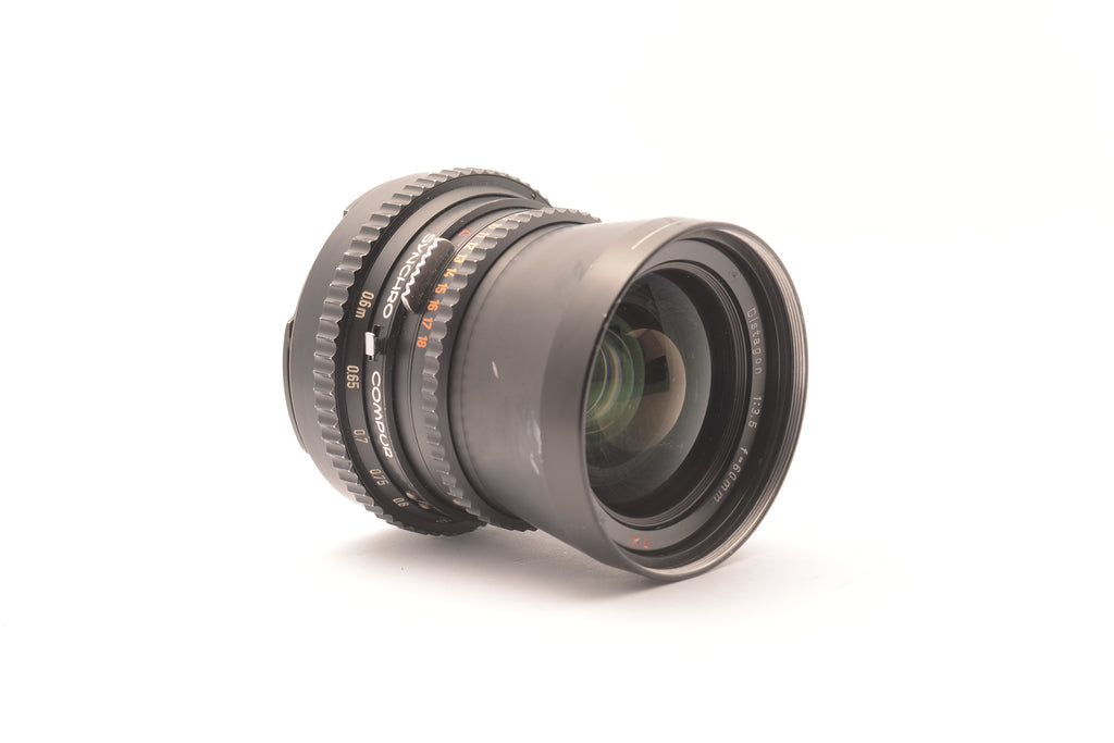 Hasselblad Carl Zeiss Distagon C T* 60mm f/3.5 Lens – view 4