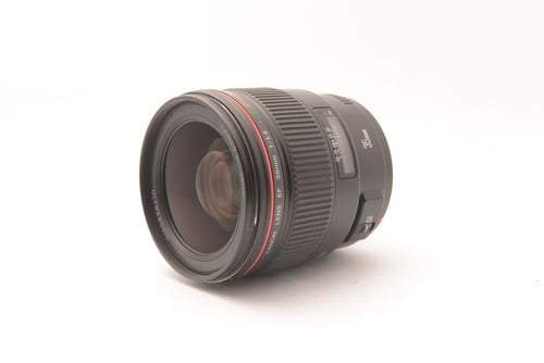Canon EF 35mm f/1.4L USM Lens – view 1