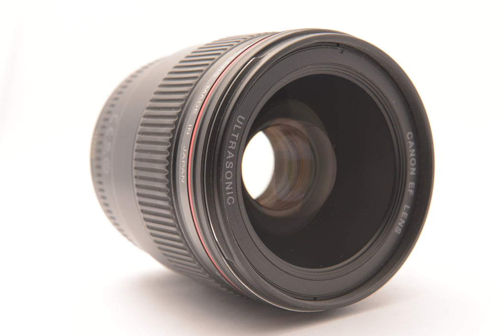 Canon EF 35mm f/1.4L USM Lens – view 5