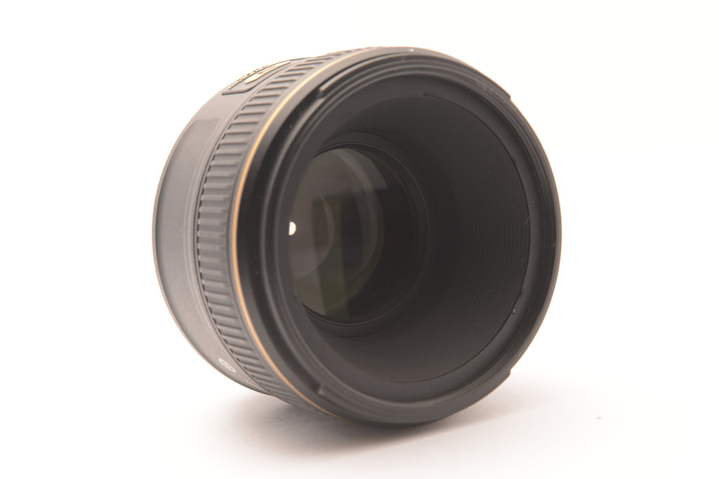 Nikon AF-S NIKKOR 58mm f/1.4G Lens – view 5