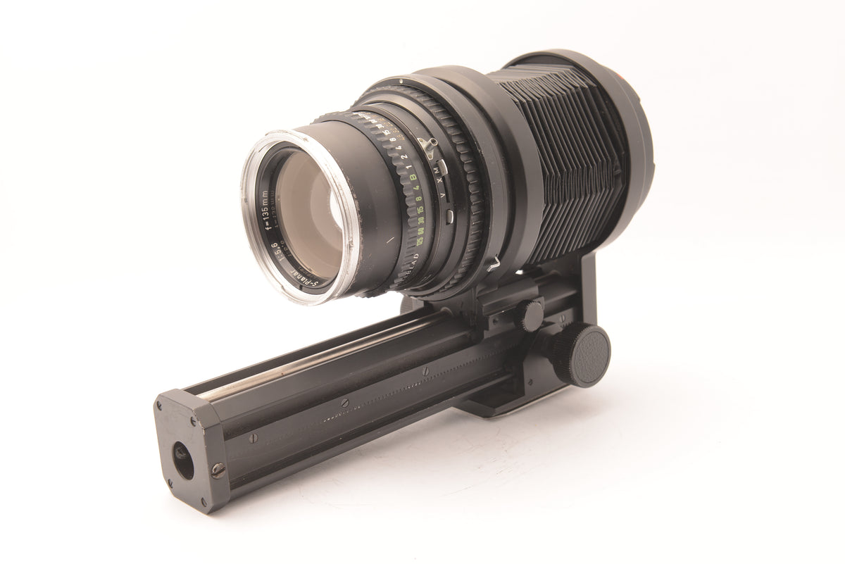 Hasselblad Carl Zeiss S-Planar 135mm f/5.6 Macro Lens with Bellows – view 1