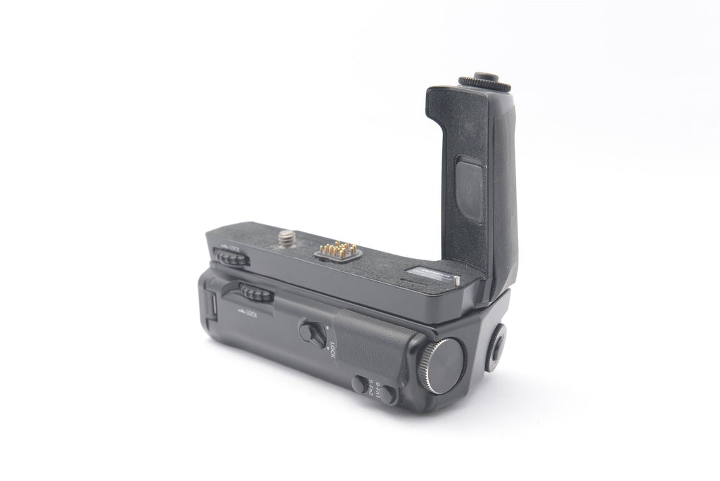 Olympus Power Battery Holder HLD-6G (For OM-D E-M5 Only) – Very Good