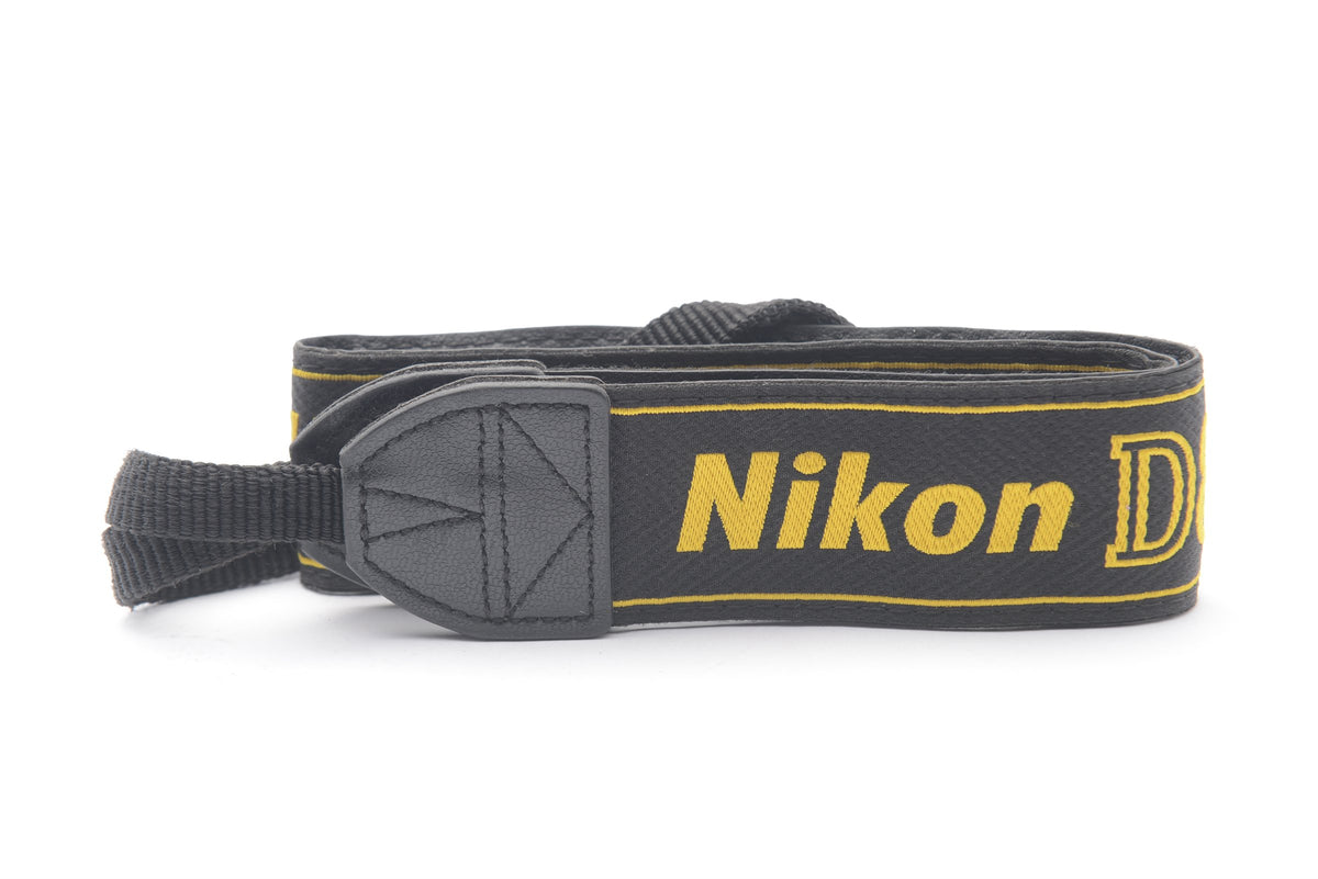 Nikon D800e Strap – Very Good